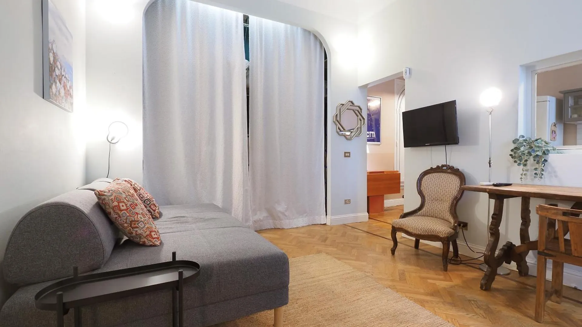 Ferienwohnung Primopiano - Piazza Napoli Mailand Apartment