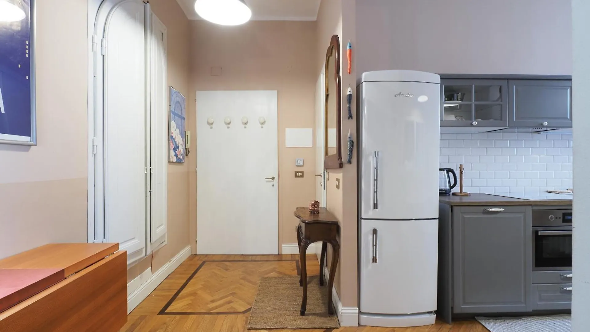 Apartment Ferienwohnung Primopiano - Piazza Napoli Mailand Italien